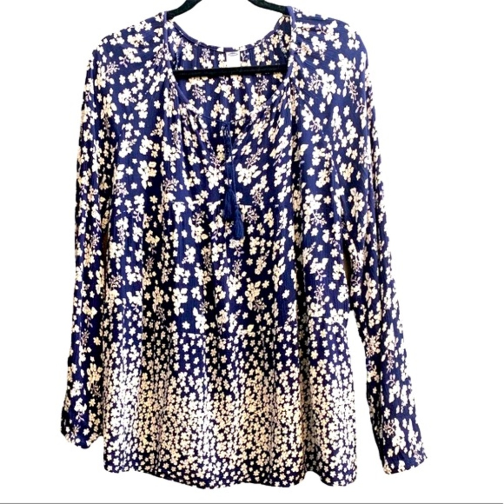 Old navy long sleeve boho floral top Size M
